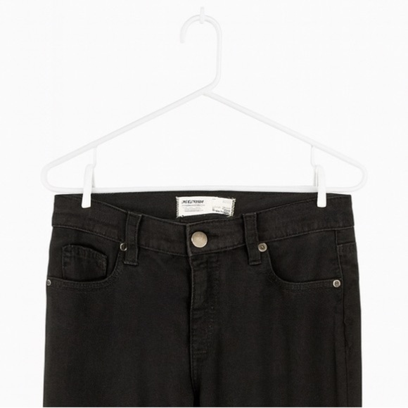 Free People Size 27 Black Stretch-Waist Skinny Jeans. Super Soft and Stretchy - Picture 2 of 2